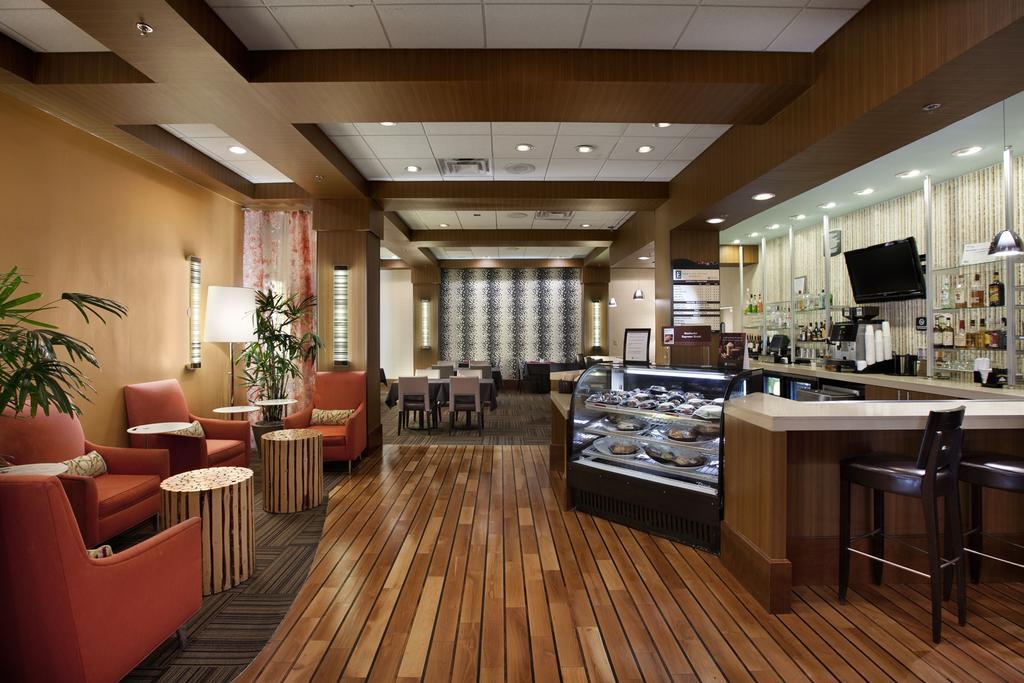 Embassy Suites By Hilton Atlanta Perimeter Center Sandy Springs Exterior foto