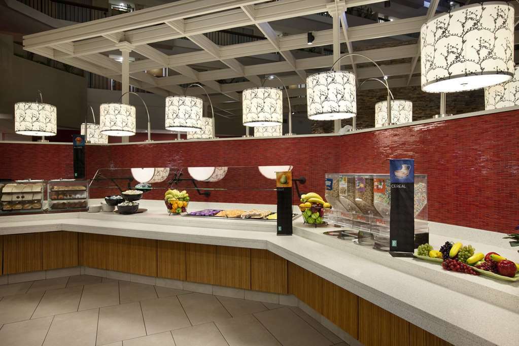Embassy Suites By Hilton Atlanta Perimeter Center Restaurante foto