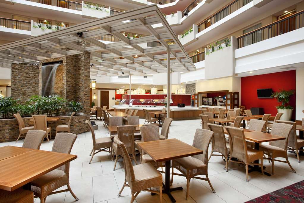 Embassy Suites By Hilton Atlanta Perimeter Center Restaurante foto